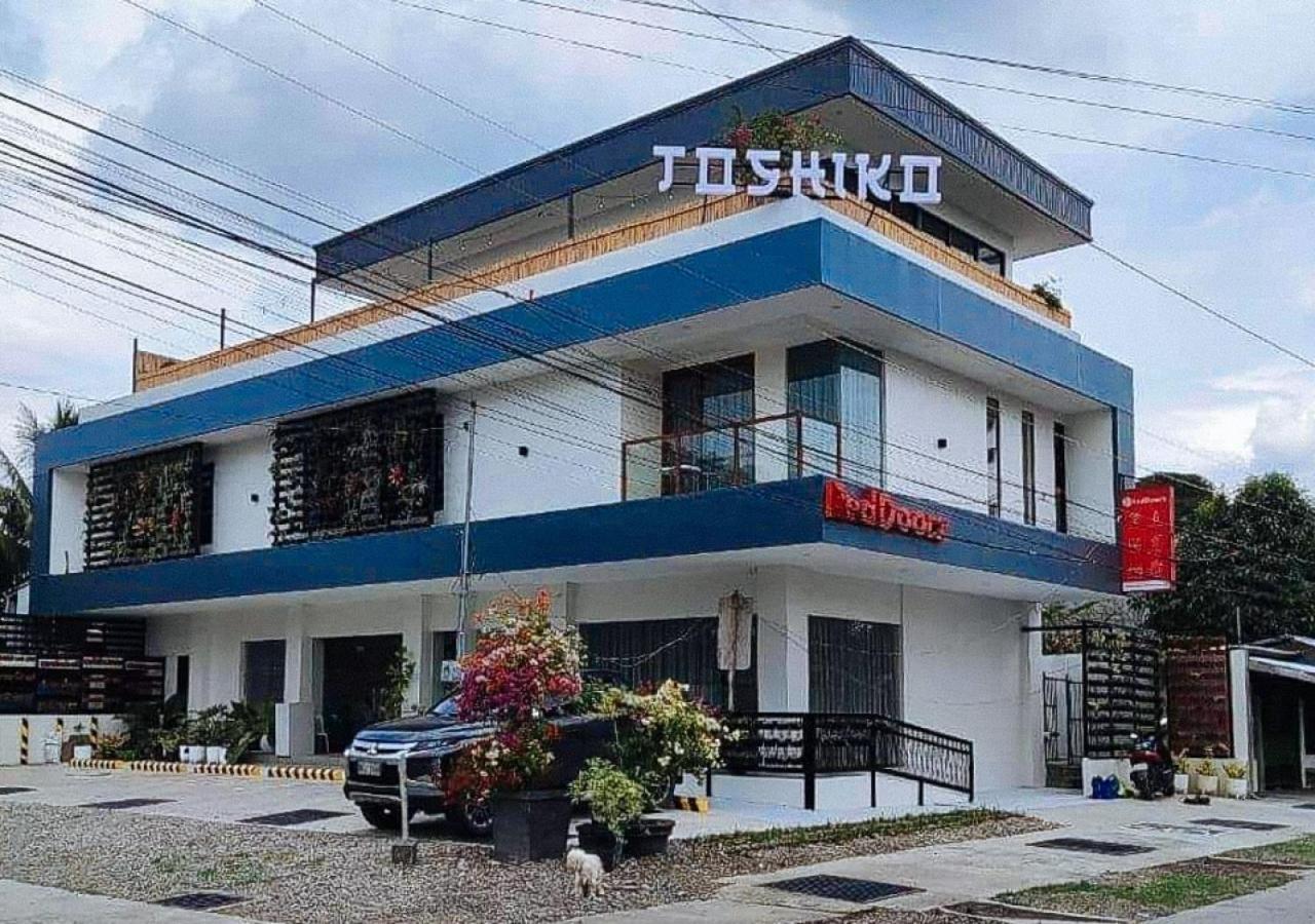Reddoorz Plus @ Toshiko Boutique Hotel Koronadal City Buitenkant foto